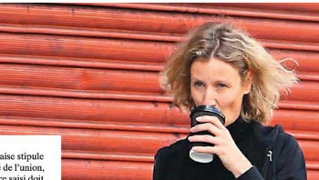 Alexandra Lamy est libre et le prouve