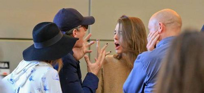 Charlotte Casiraghi et Gad Elmaleh simulent une dispute los angeles