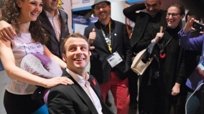 Emmanuel Macron, un pause massage