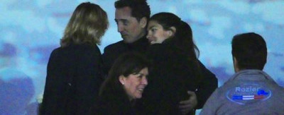 Gad Elmaleh et Charlotte Casiraghi, des gestes tendres