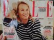 Estelle Lefé­bure explique comment elle garde de bonnes rela­tions avec ses ex David Hally­day et Arthur ?