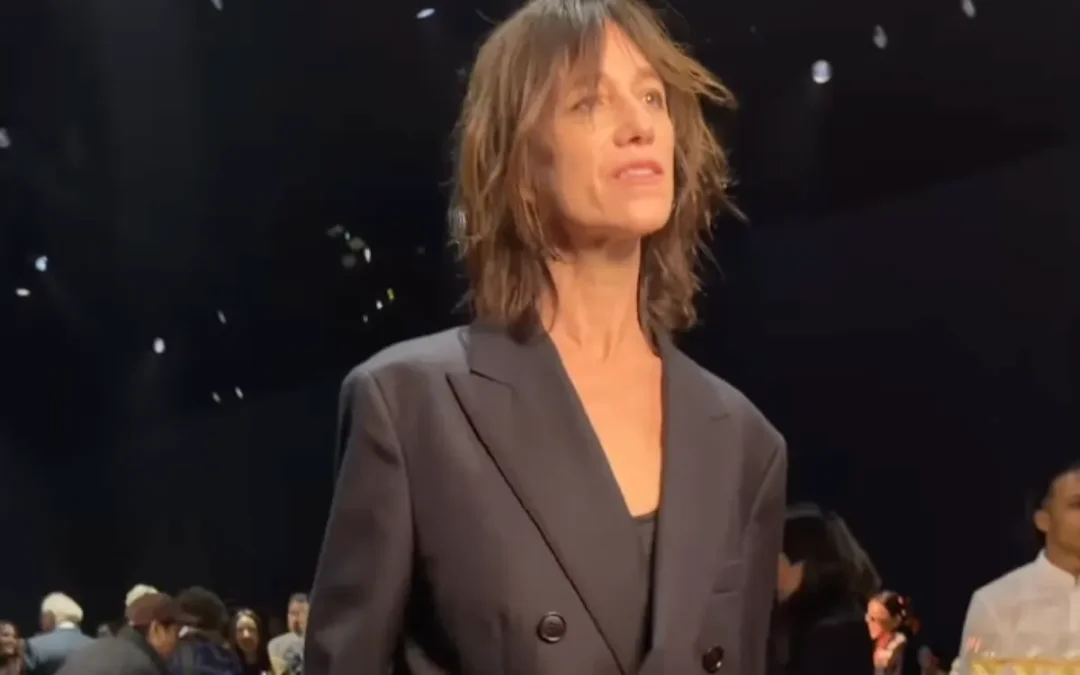 Charlotte Gainsbourg au cœur d'une tempête chez Hermès