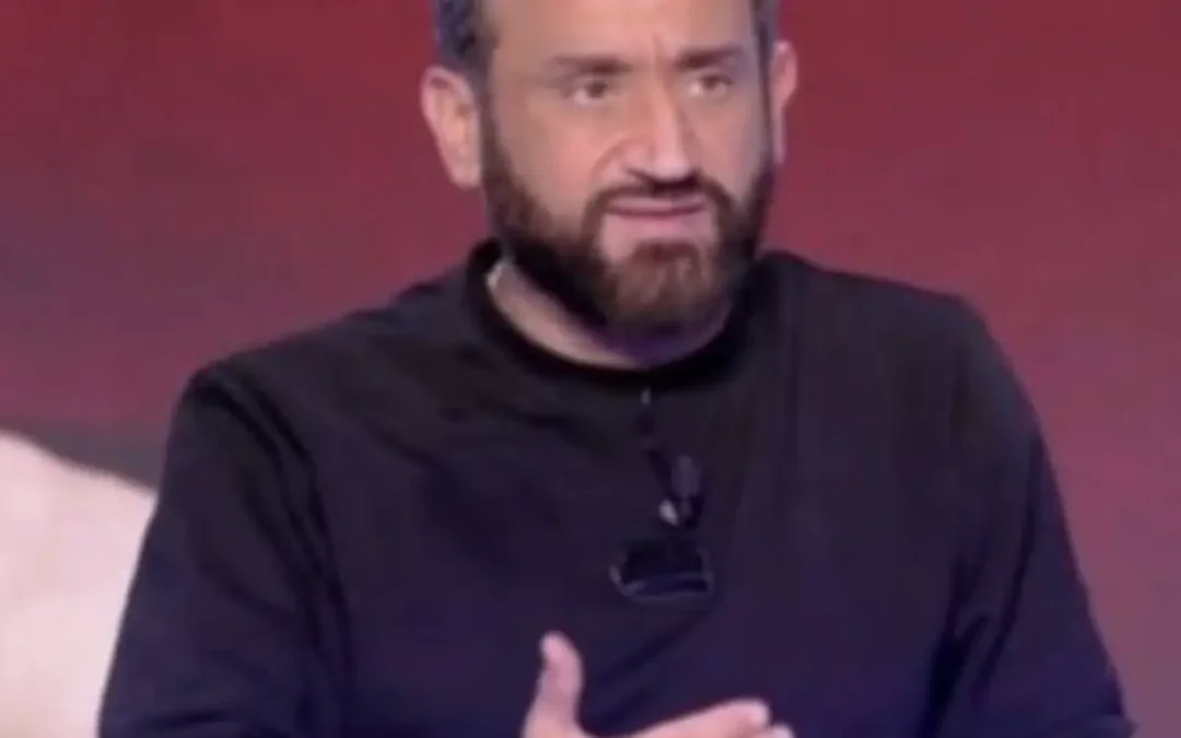 Cyril Hanouna en Rolls-Royce Cullinan : il accepte de faire monter un homme à bord 