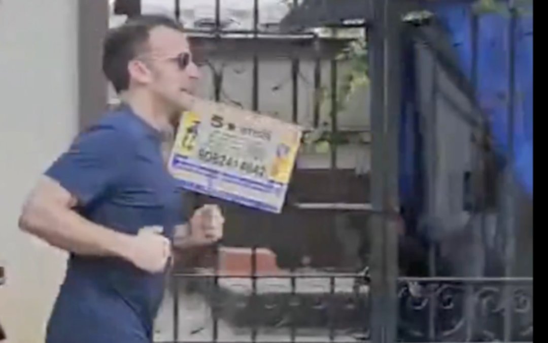 Emmanuel Macron sans Brigitte fait chauffer le bitume à Mumbai 