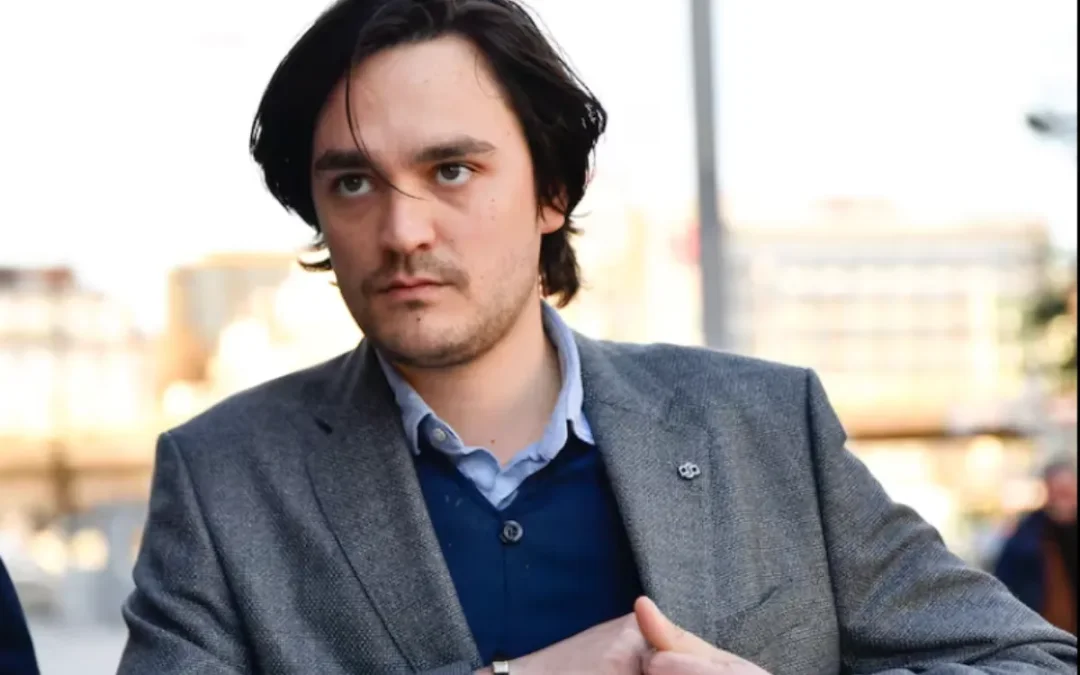 « J'avais envie de me suicider » : Alain-Fabien Delon lâche une bombe 