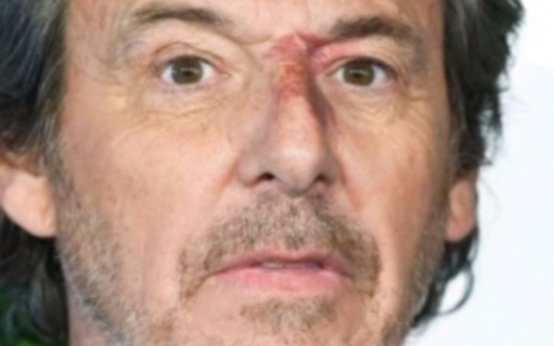 « Ne regardez pas ! » : Jean-Luc Reichmann s'emporte et recadre violemment ses détracteurs