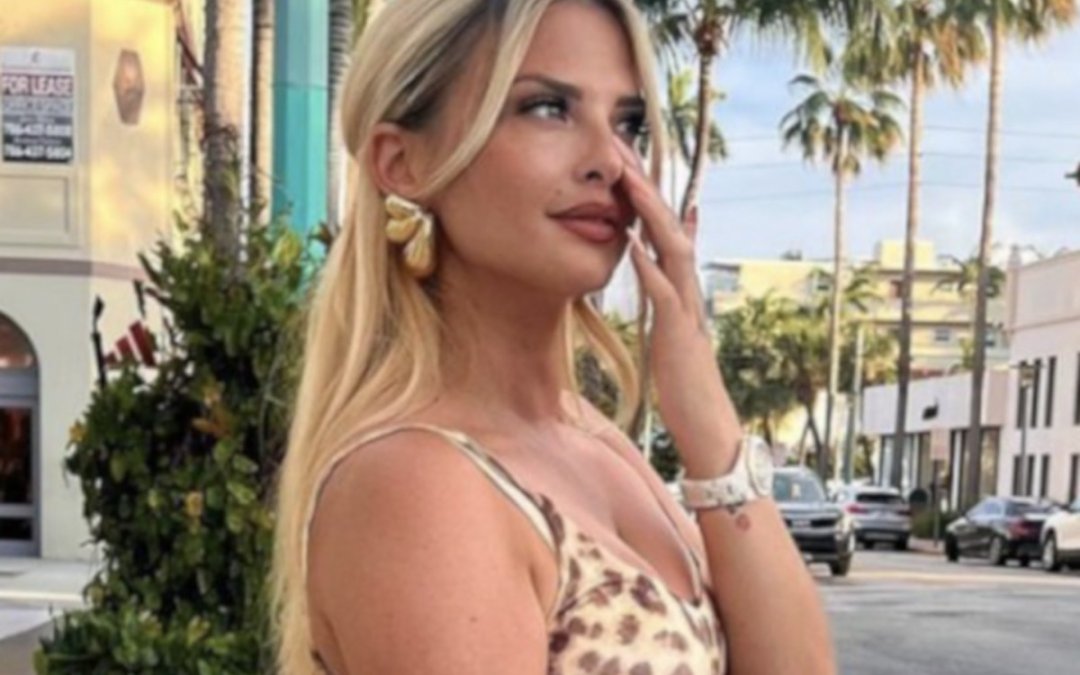 Tapis rouge en vue ? Kelly Vedovelli en phase d'officialiser avec Marvin 