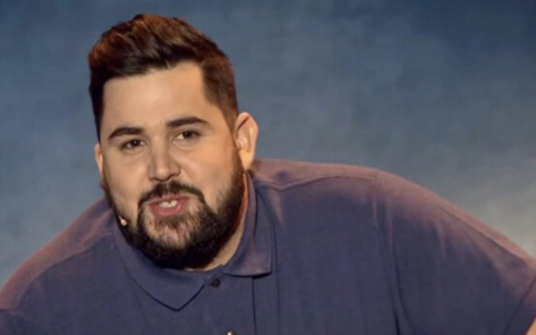 Après son divorce, Artus refait sa vie avec la petite-fille de Jacques Higelin