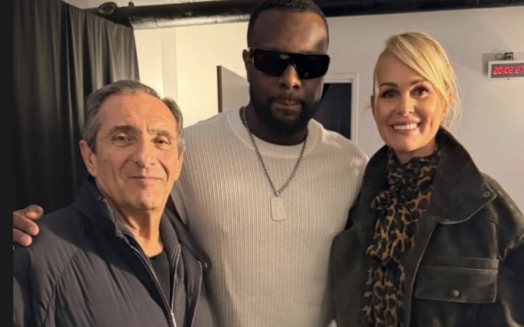 Laeticia Hallyday défie la polémique et prépare un Noël romantique avec Serge Varsano