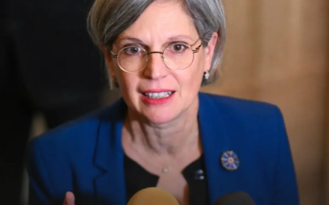 Marine Tondelier enceinte à 39 ans : la réaction sans détour de Sandrine Rousseau