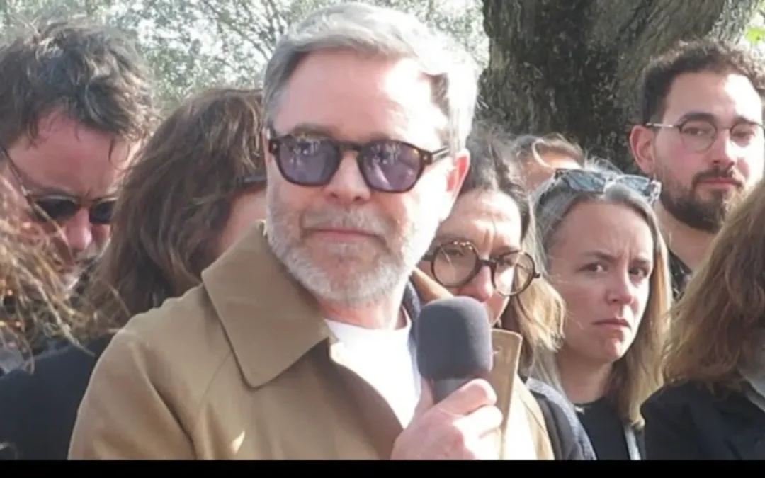 Obsèques de Bruno Salomone : ce geste de Guillaume de Tonquédec a surpris l'assistance