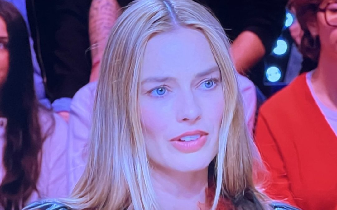 Malaise de Yann Barthès face au « vide intersidéral » de Margot Robbie 