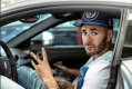 Attaqué, Karim Benzema cite Anatole France et pose avec son permis de conduire (photo)