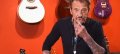 Johnny Hallyday en mode surf à St barth avec sa fille (photo)