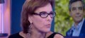 Carole Bouquet s'affiche en pyjama lors d'une sortie publique