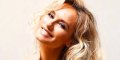 Adriana Karem­beu a frôlé l'anorexie à cause des agences de mannequi­nat