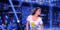 Karine Ferri se la coule douce à la plage (photo)