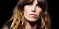 Lou Doillon sur la mort de sa soeur Kate Barry : « une tempête dont on ne se remettra sans doute jamais »