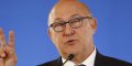 Michel Sapin hospitalisé après avoir glissé dans une station-service