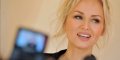 Adriana Karembeu surprise par la colère de son ex, qui refuse qu'elle porte son nom