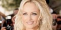 Adriana Karembeu enceinte à 46 ans (photo)