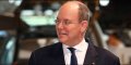 Albert de Monaco sans sa sublime Charlène à l'usine Volkswagen à Dresde (vidéo)
