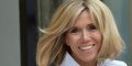 Brigitte Macron, sa drôle d'anec­dote lors d'un atter­ris­sage en avion