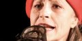 Brisée par la douleur, Lio partage une chanson bouleversante en hommage à son fils