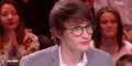 Carla Bruni « fière » du combat de son fils Aurélien « contre l'ignorance » (vidéo)