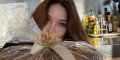 Carla Bruni, vilaine habitude partagée avec Julien Doré, sa révélation (photo)