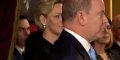 Caroline de Monaco, enfin la paix, accompagnée de Charlène à une remise de prix, (vidéo)