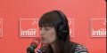Clara Luciani émue aux larmes en évoquant Françoise Hardy
