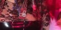 Clara Luciani en couple avec Alex Kapranos - tacle d'un proche de Laeticia Hallyday
