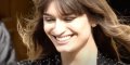 « On a une sosie », Clara Luciani réagit à sa ressemblance avec la députée Alma Dufour