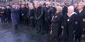 Johnny Hallyday : l'attitude de Claude Lelouch scandalise les internautes (vidéo)