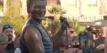 Johnny Hallyday : la statue de Fréjus critiquée par les fans et Cyril Hanouna