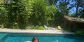 Laura Smet et Jade Hallyday s'évitent comme la peste au Cap Ferret (photo)