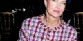 Le style de Carole Bouquet divise au Gala de l'Amade, apparition sensationnelle avec Charlotte Casiraghi
