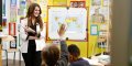 Marlène Schiappa commente « Le guide de la bonne épouse » sur C8