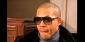 Joey Starr donne des cours de stretching en italien