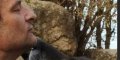 David Hallyday ému, son insolite baiser avec une louve (photo)
