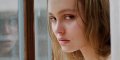Lily-Rose Depp en larmes et au lit pour un nouveau shooting (photos)