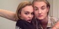 Vanessa Paradis et Johnny Depp adoptent Walker Bunting, le petit ami de leur fille (photo)