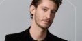  Pierre Niney découvre qu'il est cousin d'Anaïs Demoustier