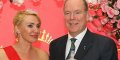 Prince Albert de Monaco brille au Grand Bal des Princes et des Princesses ! Mais où est Charlène ?