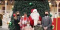 Stéphanie de Monaco en renfort pour la distribution de cadeaux au Paris - étrange absence du prince Albert
