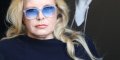 Sylvie Vartan atomise le père de Laeticia Hallyday