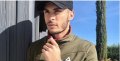 Baptiste Giabiconi retouché pour son calendrier : « J'ai des vergetures » (photo)