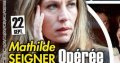 Opérée du cerveau, Mathilde Seigner renaît avec ses soeurs (photo)
