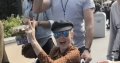 Loin de son homme, Laeticia Hallyday s'éclate avec ses filles à Los Angeles (vidéo)